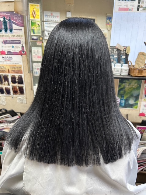 マレーア・レナータ縮毛矯正：アフター