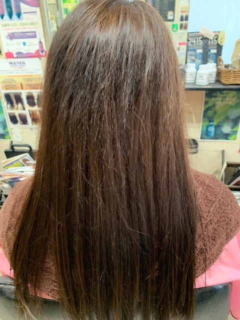 マレーア・レナータ縮毛矯正：ビフォー